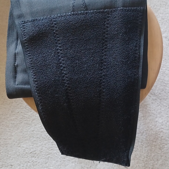 🏋🏽‍♀️Mueller Waist Trainer Belt! - Picture 11 of 16